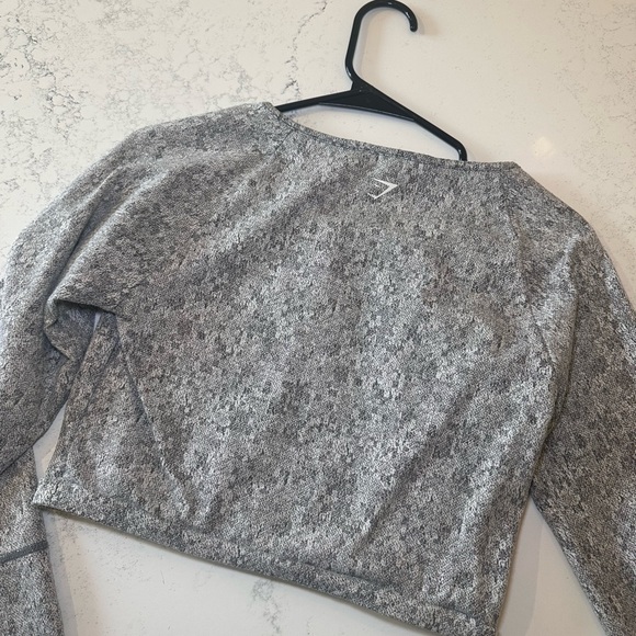 Barely worn long sleeve Gymshark crop size medium - Picture 3 of 3
